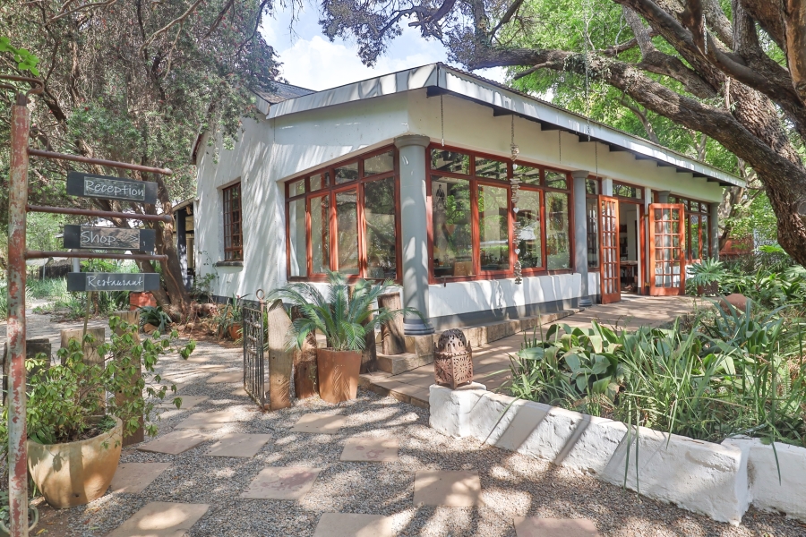 Commercial Property for Sale in Scheerpoort A H North West